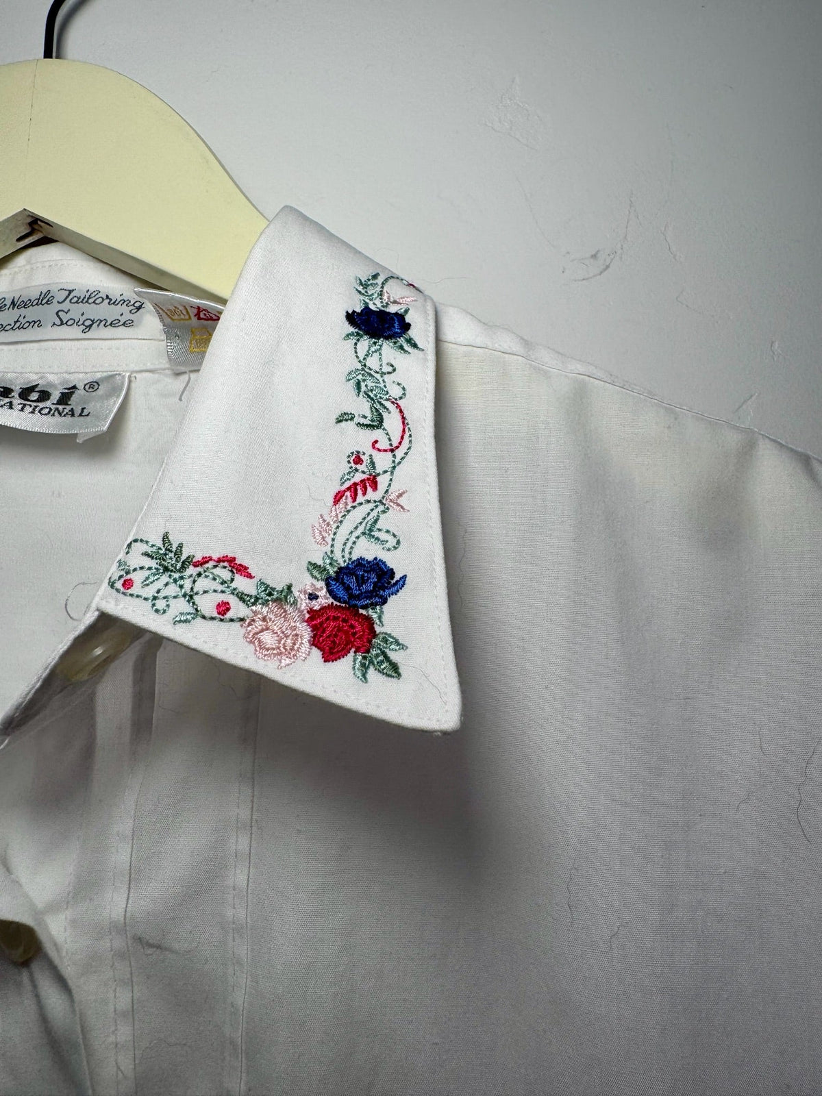 Shirts & Blouses